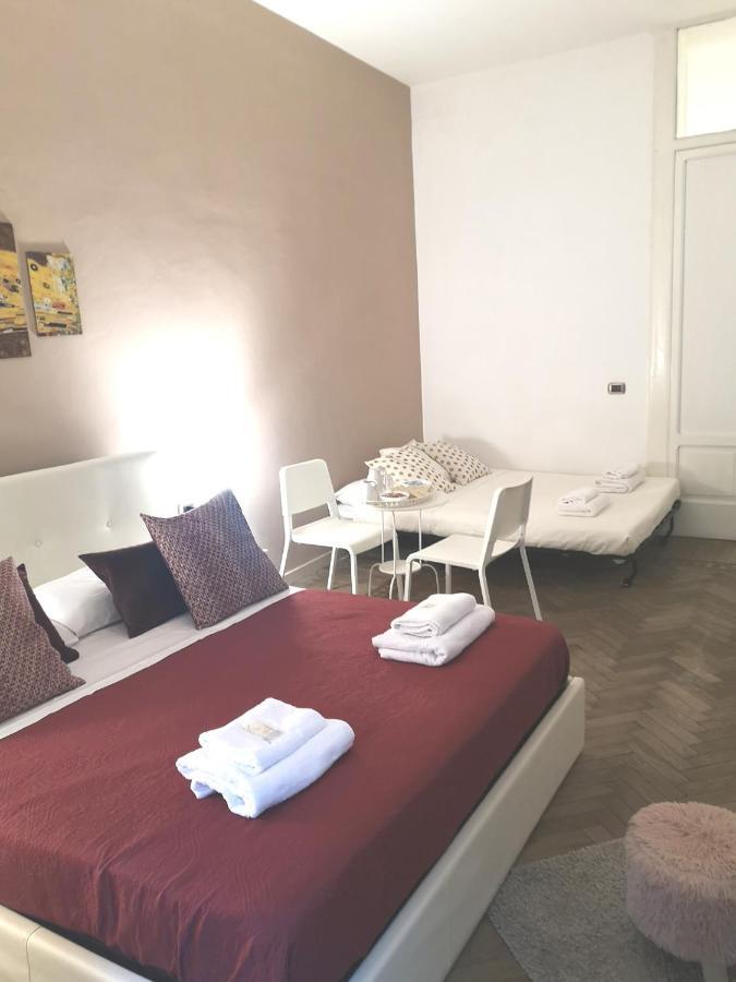 Bed and Breakfast Domus Luigi Leone II Napoli Esterno foto